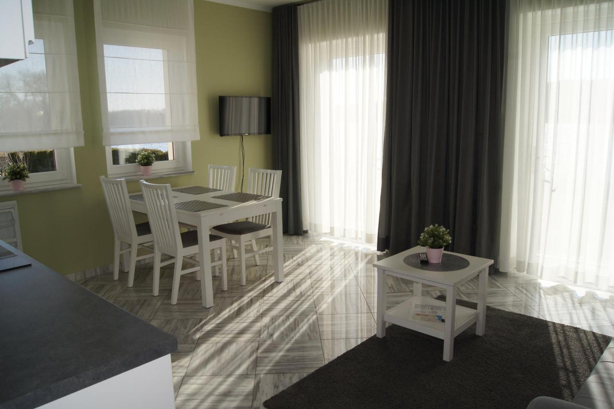 Apartamenty Promenada Zlotow Esterno foto